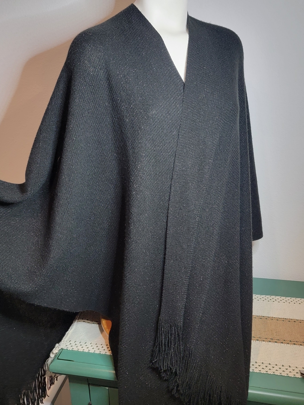 Croft & Barrow Women's Black Knit Acrylic Fringe Shawl/Wrap Hand Wash